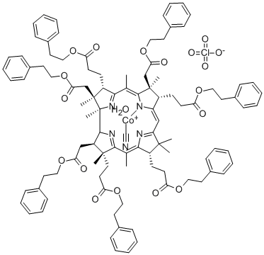 CYANOAQUA-COBYRINIC ACID HEPTAKIS(2-PHENYLETHYL ESTER)